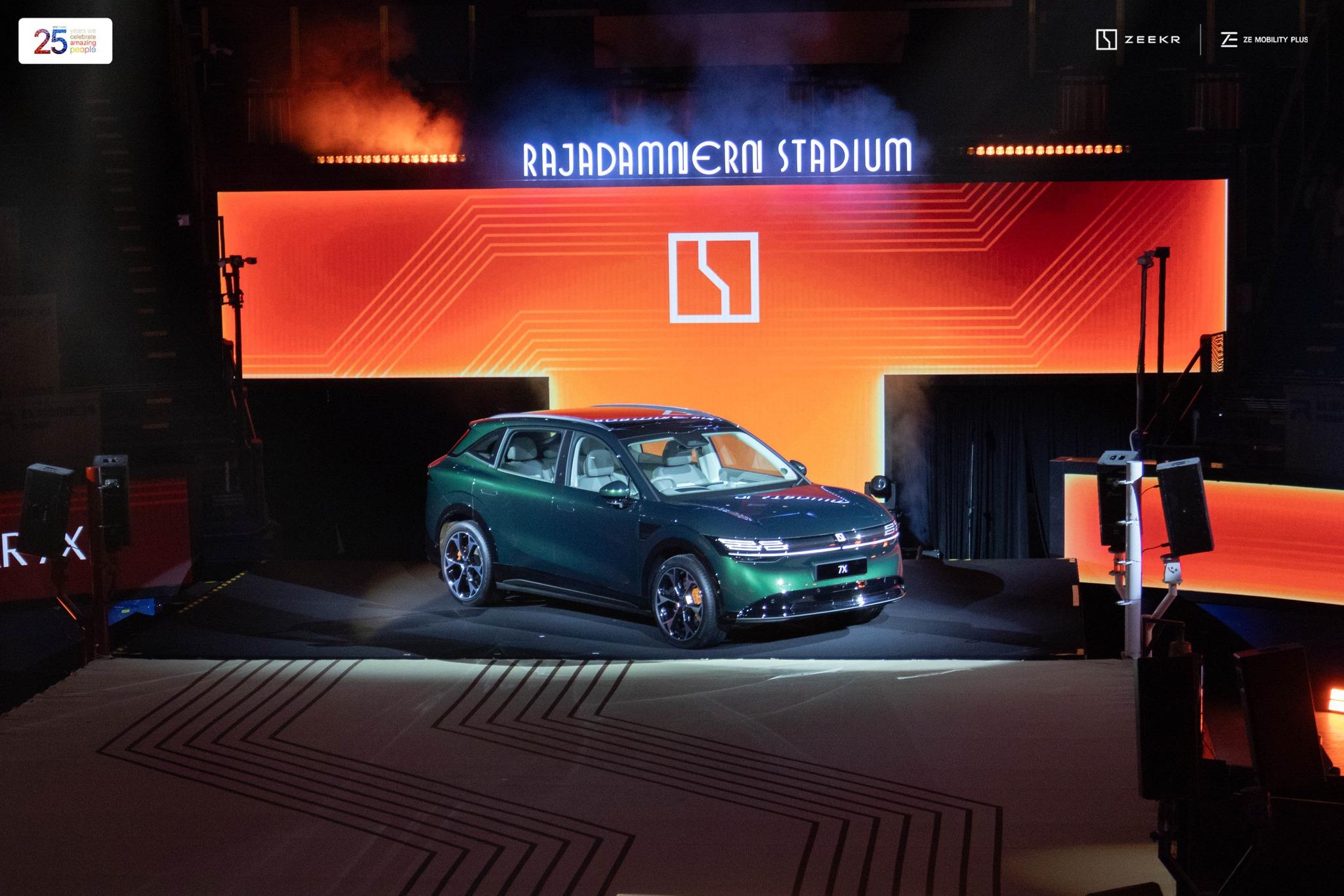 ZEEKR 7X พร้อมเปิดตัว 15 ส.ค.นี้ SUV ไฟฟ้าหรู 5 ที่นั่ง สเปคล้ำ แรงจัด วิ่งไกลกว่า 700 กม.